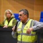 Κουρέτας, ο περιφερειάρχης μοντέλο στην κολυμπήθρα