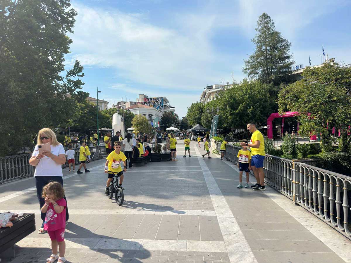 Run Greece: Τα Τρίκαλα γέμισαν παιδιά και οικογένειες