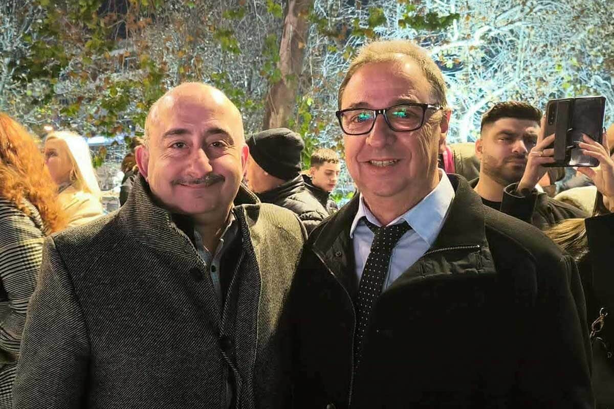 Τάσος Φαρούπος: Στεφάνι από τον Δήμο Τρικκαίων