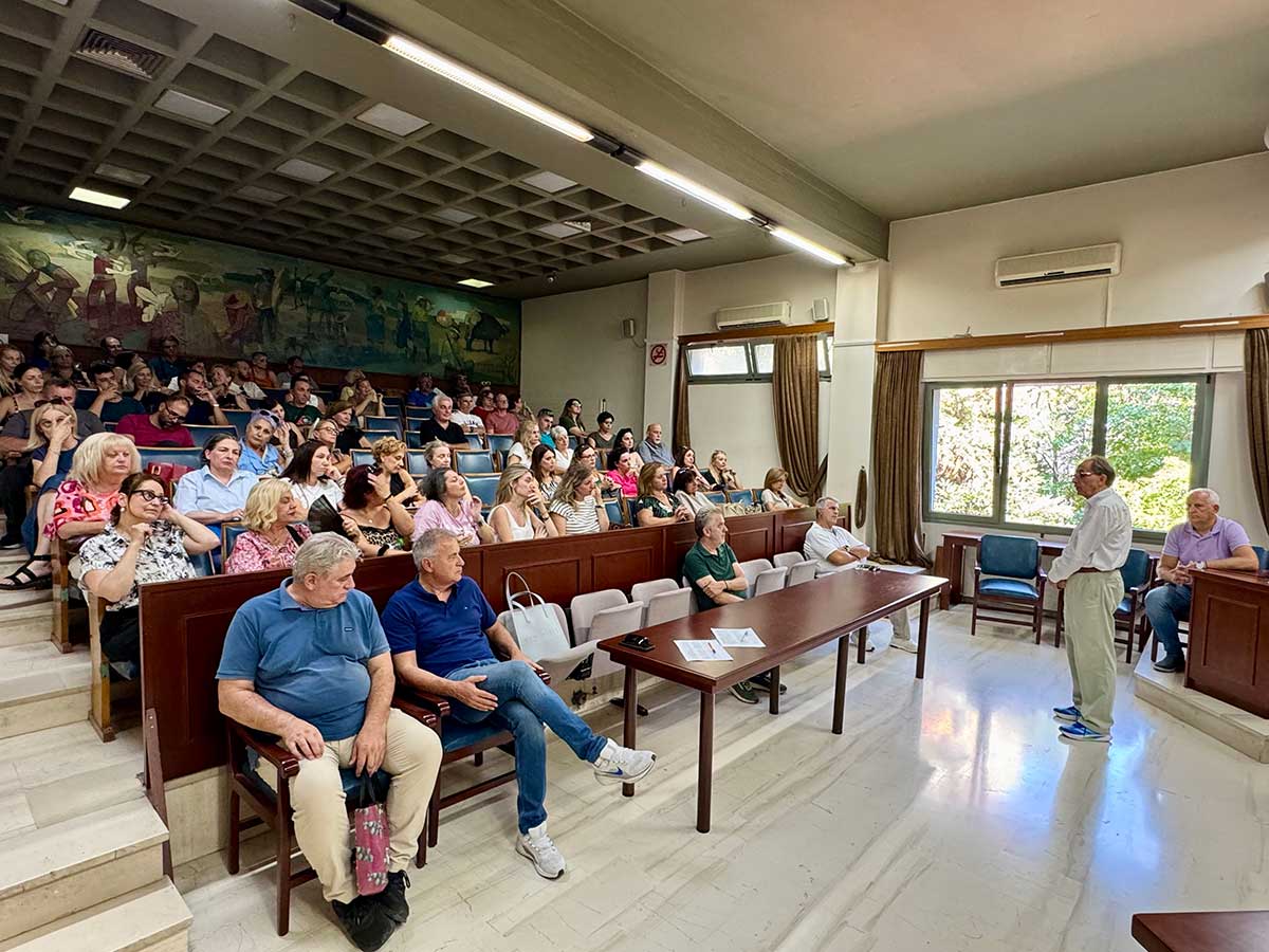 Σχολεία Τρικάλων: Νέο πλαίσιο χωρίς Σχολικές Επιτροπές
