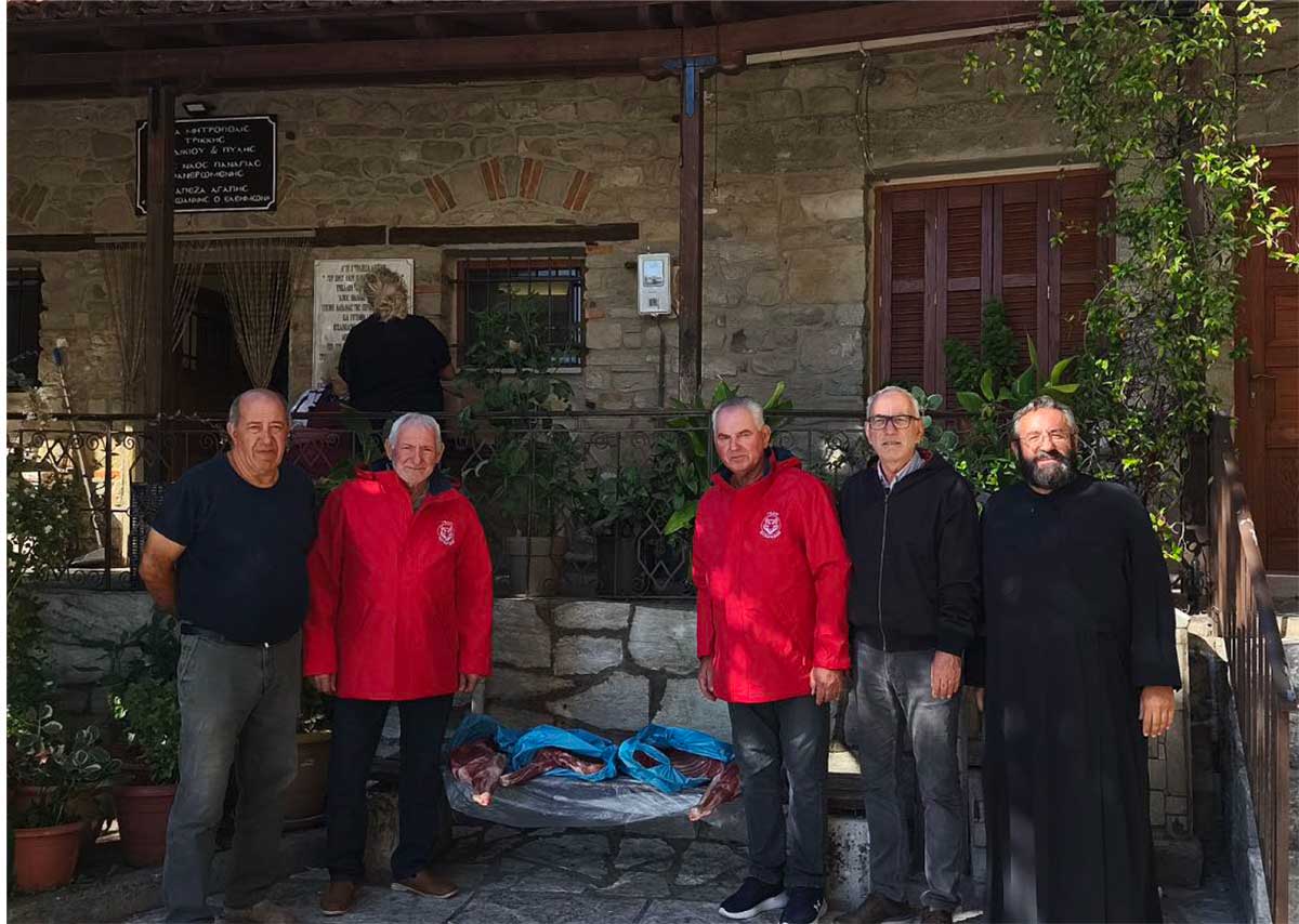 Τρίκαλα: Προσφορά κρέατος στην Τράπεζα Αγάπης