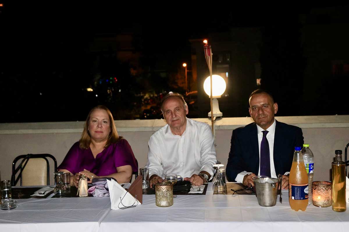 Υποδοχή αξιωματικών και βράβευση φοιτητών στα Τρίκαλα