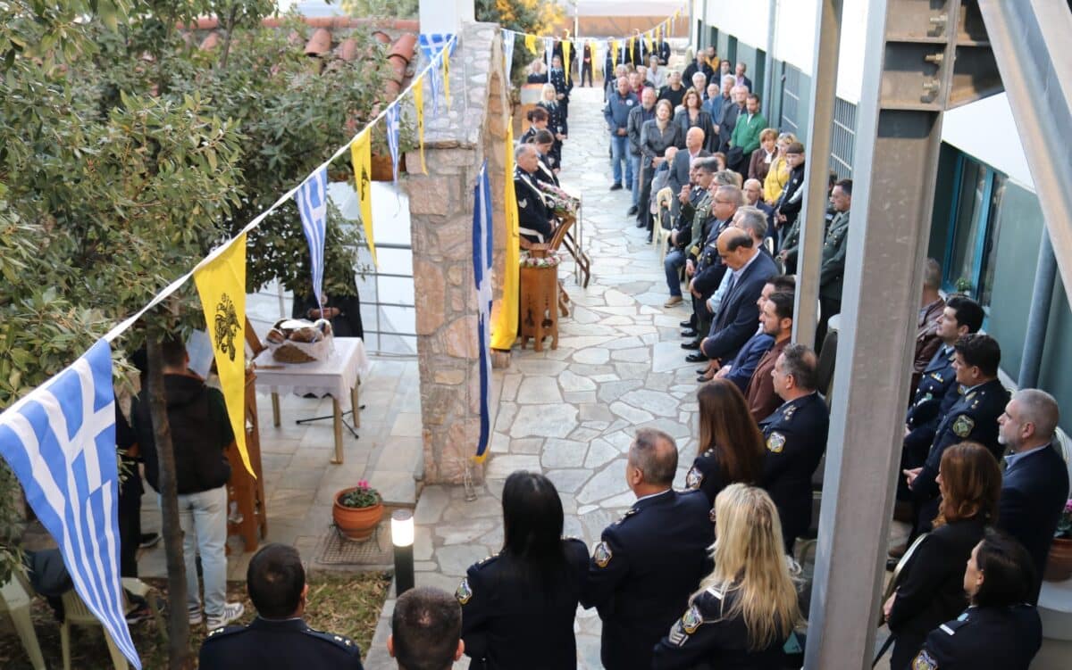 Τρίκαλα: Εσπερινός για τον Άγιο Αρτέμιο στην ΕΛ.ΑΣ.