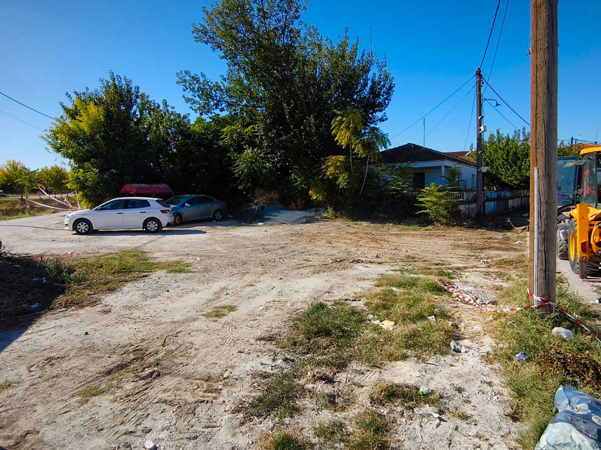 Καθαρισμοί σε τρεις γειτονιές των Τρικάλων από τον Δήμο