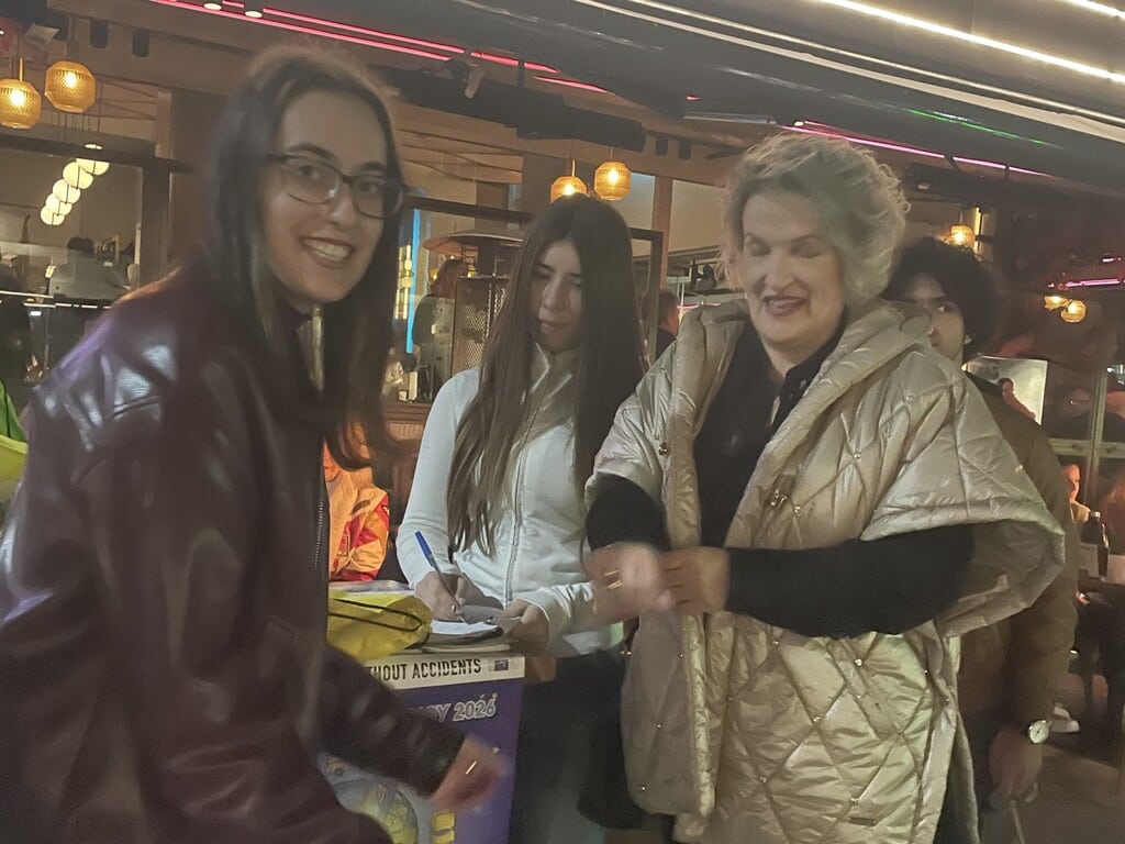 Τρίκαλα: Μήνυμα κατά του αλκοόλ στην οδήγηση με αλκοτέστ