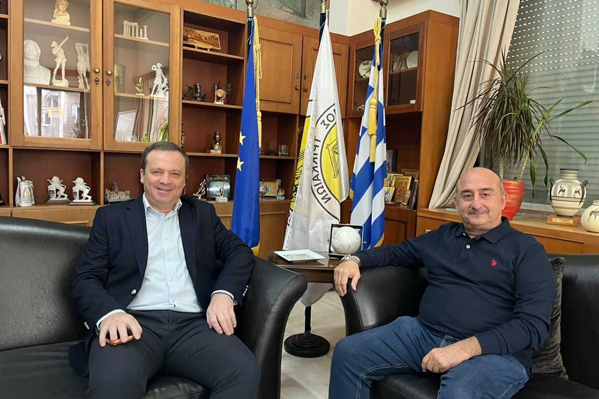 Συνάντηση Σακκά – Λιούτα στο Δημαρχείο Τρικάλων