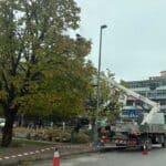 Τρίκαλα: Ο Οκτώβρης ψιχαλίζει, η πλατεία στολίζεται!